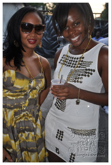 cribs_solid_gold_jun20-003