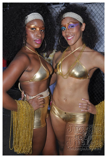 cribs_solid_gold_jun20-030