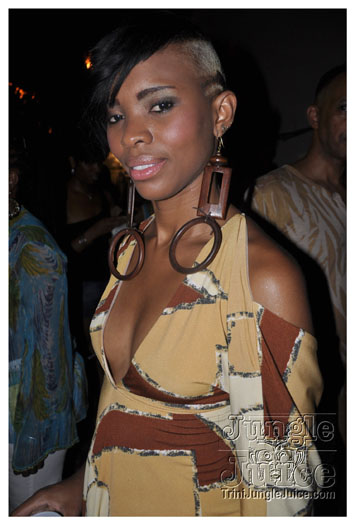 cribs_solid_gold_jun20-067