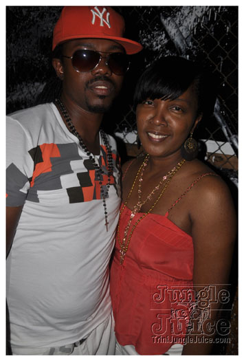 cribs_solid_gold_jun20-072