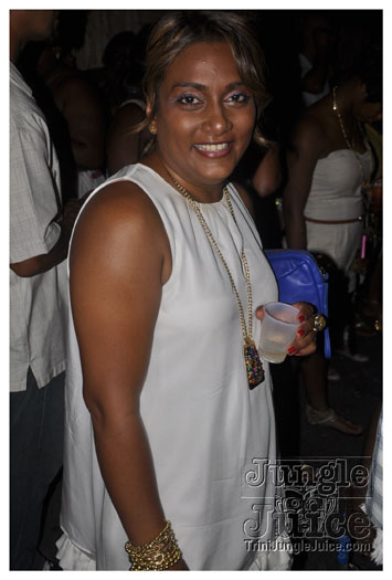 cribs_solid_gold_jun20-075