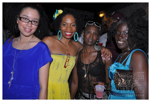 cribs_solid_gold_jun20-107