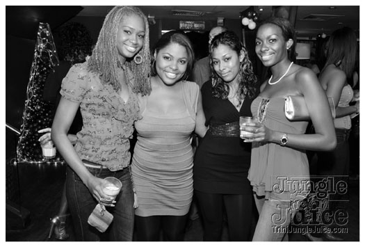 cuchi_la_la_2010_dec11-008