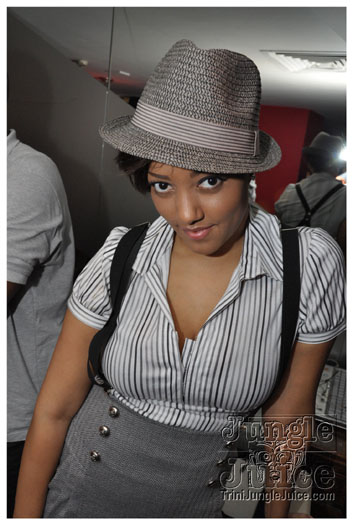 de_mad_hatters_ball_apr10-054