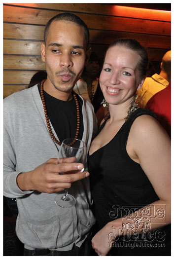 de_warm_up_session_2010-080