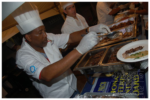 dining_with_saints_2010-056