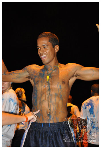 dirty_dozen_jouvert_2010-011