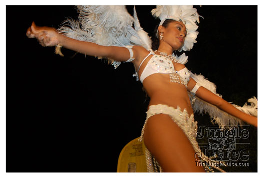 dream_team_band_launch_2010-058