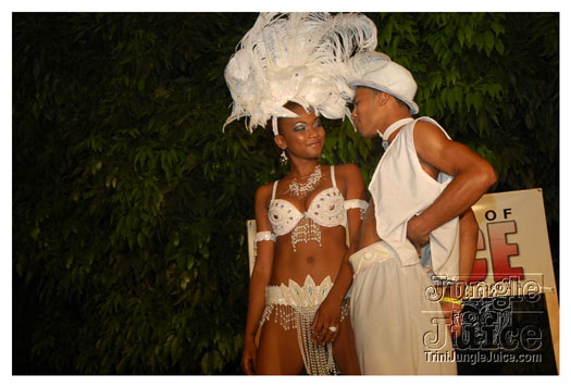 dream_team_band_launch_2010-059