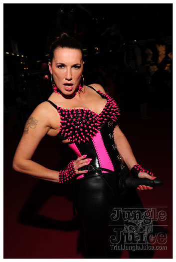 erotica_2010_nov19-001