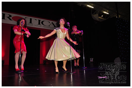 erotica_2010_nov19-125