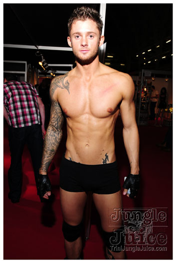 erotica_2010_nov20-090