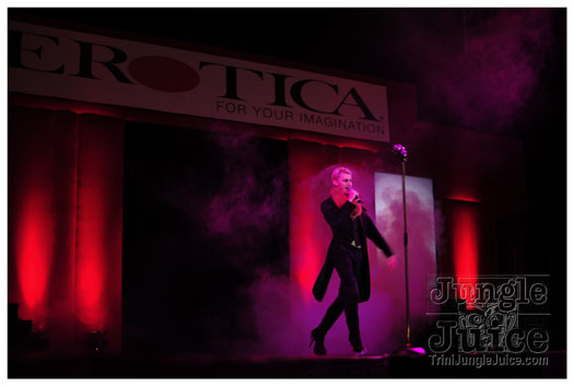 erotica_2010_nov20-128