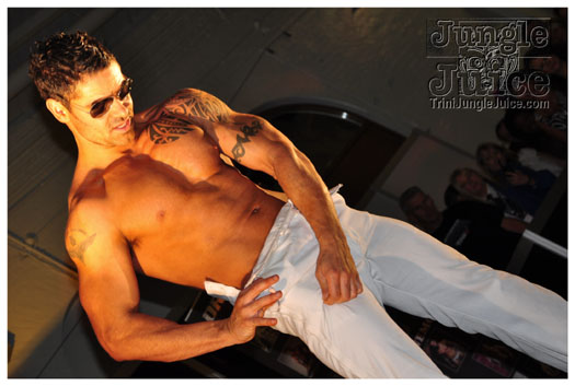 erotica_2010_nov21-033