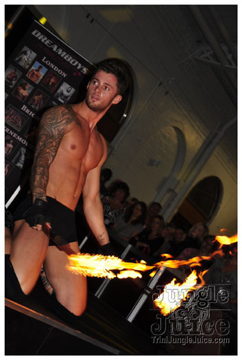 erotica_2010_nov21-051