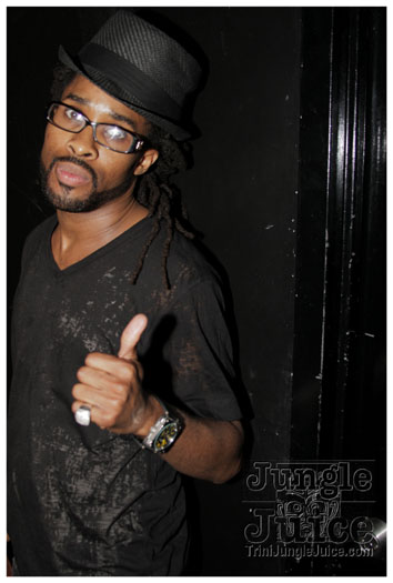 fire_flies_ibiza_apr9-033