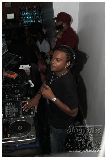 fire_flies_ibiza_apr9-034