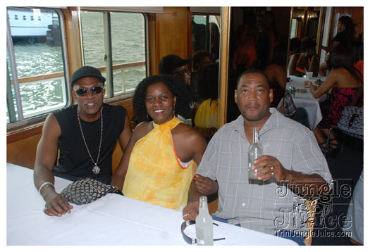 flaunt_boatride_july27-003