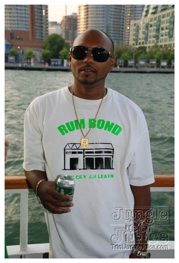flaunt_boatride_july27-032
