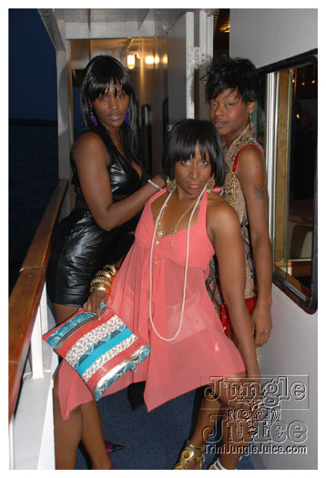 flaunt_boatride_july27-054