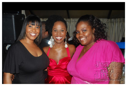 02_socacize_flaunt_may15-015