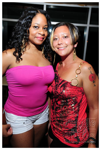 friends_miami_carnival_2010-004