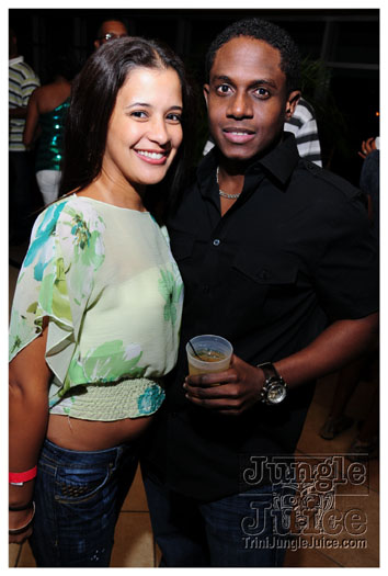 friends_miami_carnival_2010-007