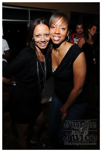 friends_miami_carnival_2010-009