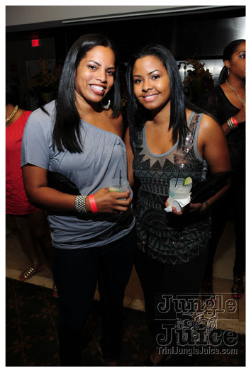 friends_miami_carnival_2010-014