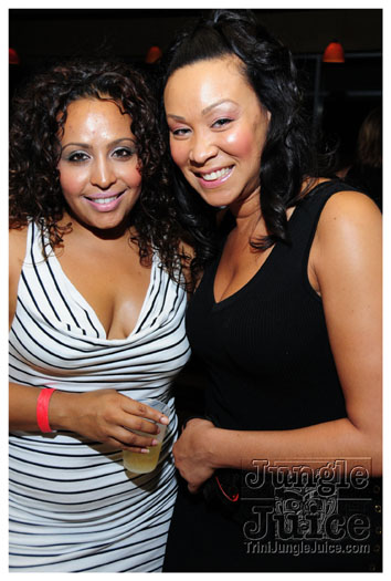 friends_miami_carnival_2010-019