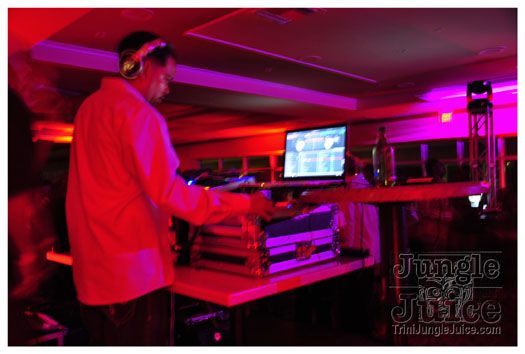 friends_miami_carnival_2010-065