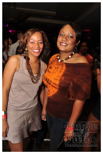 friends_miami_carnival_2010-084