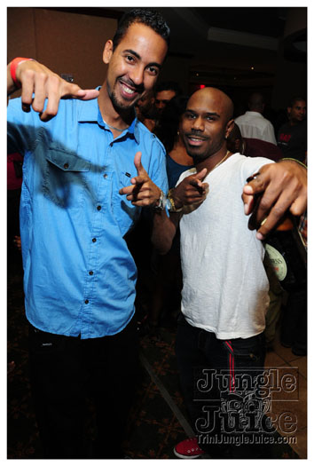 friends_miami_carnival_2010-107