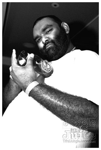 friends_miami_carnival_2010-194