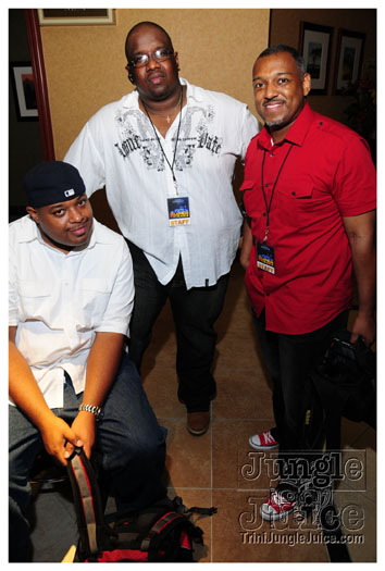 friends_miami_carnival_2010-212