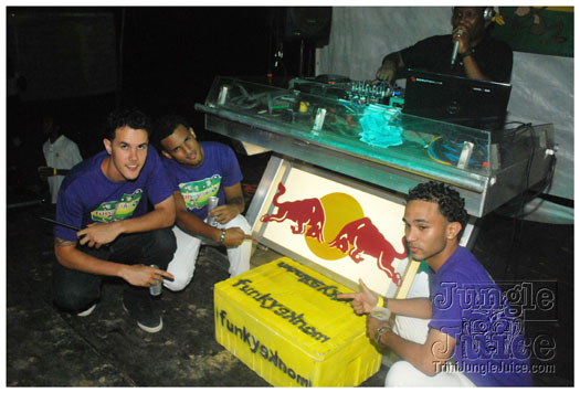 funky_monkey_aug6-160