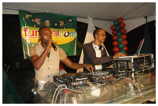 funky_monkey_dec17-146