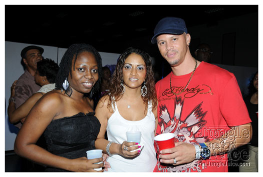 gen_x_launch_2010-041