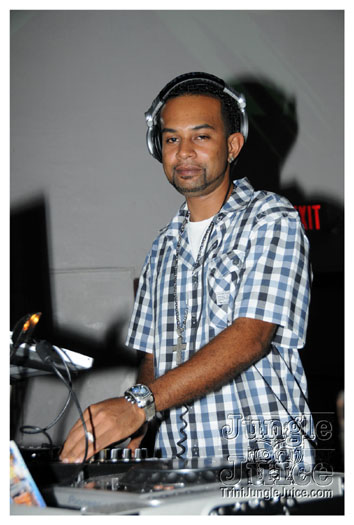 gen_x_launch_2010-048