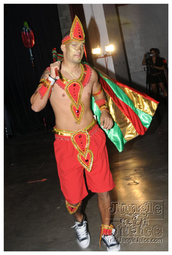 gen_x_launch_2010-078