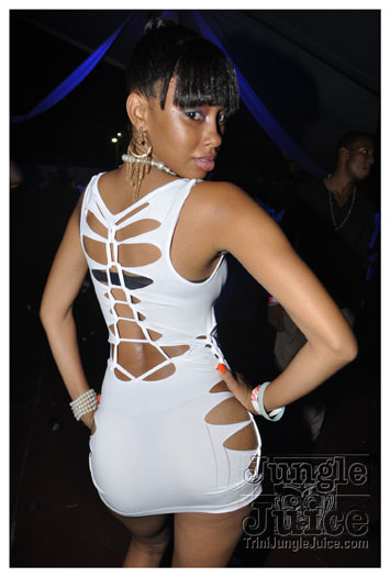 glow_barbados_jul29_2010-009