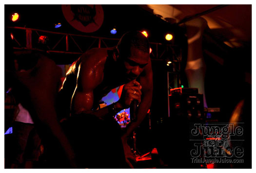 glow_barbados_jul29_2010-027