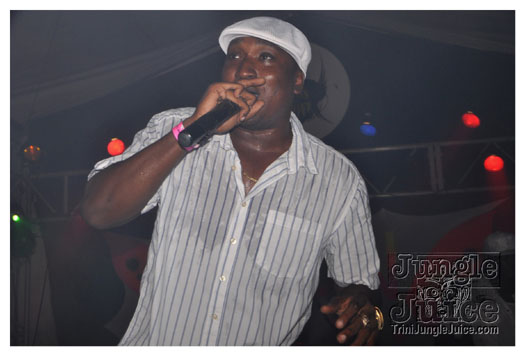 glow_barbados_jul29_2010-039