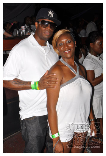 glow_barbados_jul29_2010-053