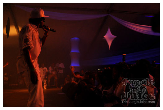 glow_barbados_jul29_2010-059