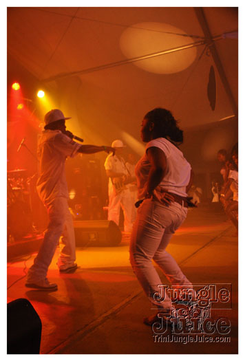 glow_barbados_jul29_2010-060