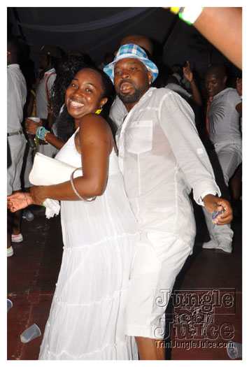 glow_barbados_jul29_2010-072