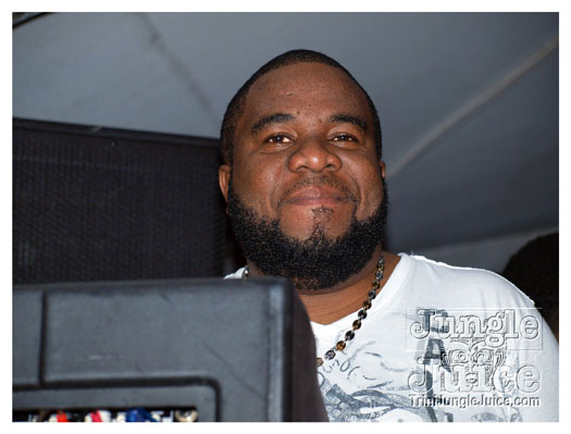 glow_barbados_jul29_2010-084