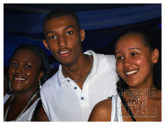 glow_barbados_jul29_2010-085