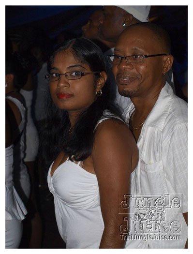 glow_barbados_jul29_2010-094